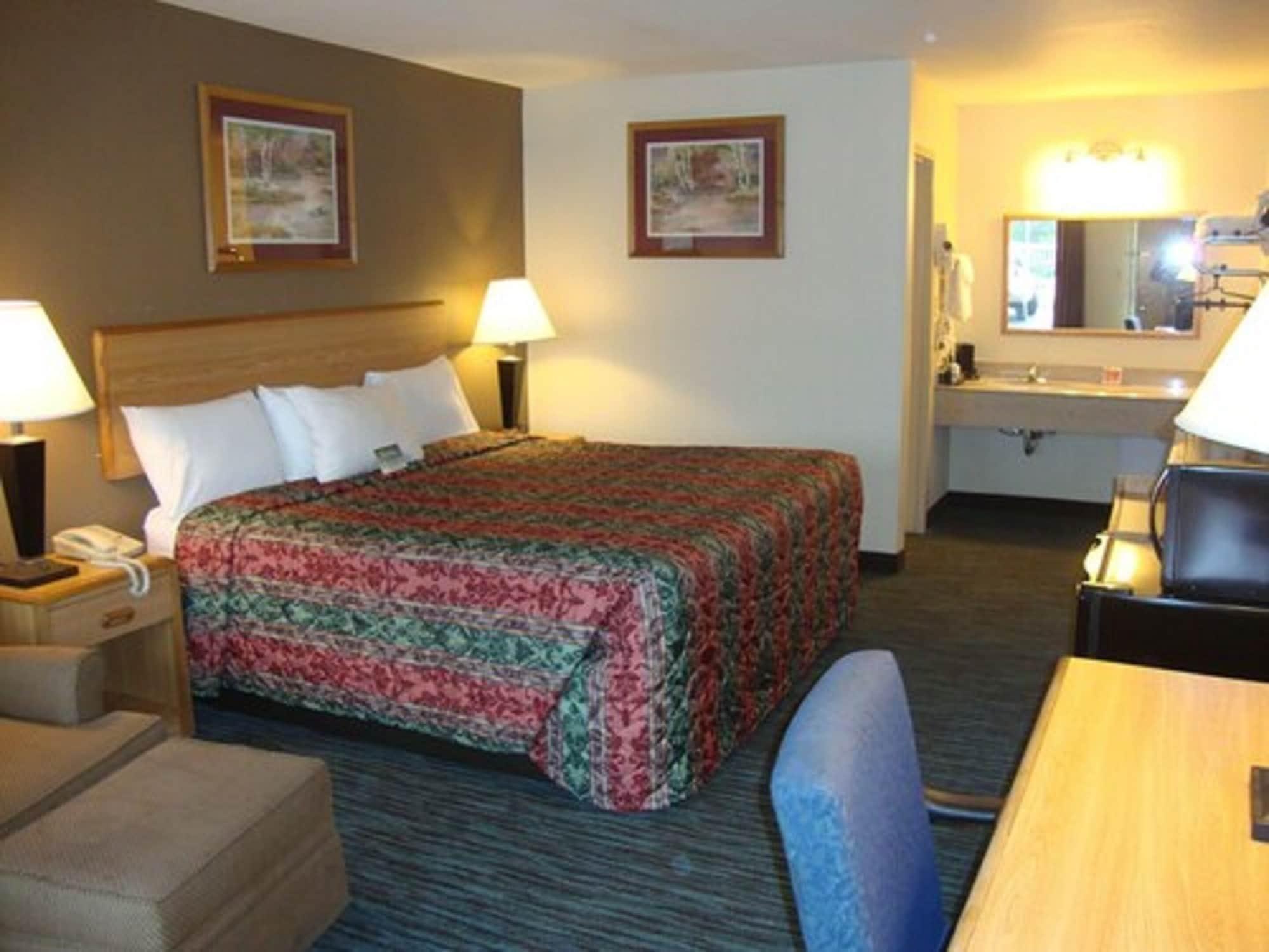 Econo Lodge Inn And Suites - Jackson Exterior photo